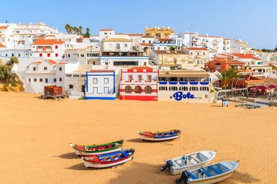 Visiter le Portugal : Les 10 plus belles plages hors des sentiers battus 12