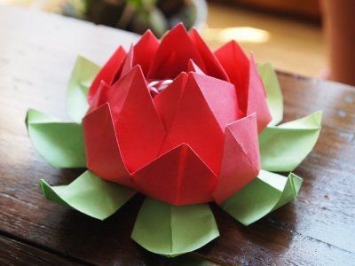 20 façons charmantes de réaliser des fleurs en origami 13