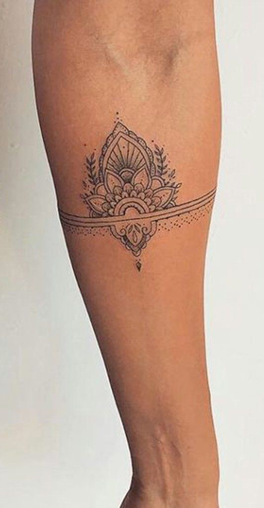 57 idées uniques de tatouage d'avant-bras pour les femmes 42