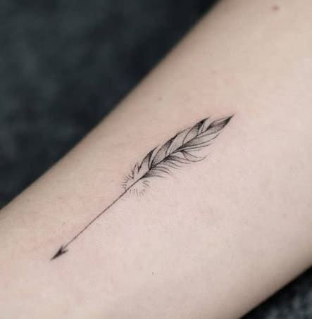57 idées uniques de tatouage d'avant-bras pour les femmes 52
