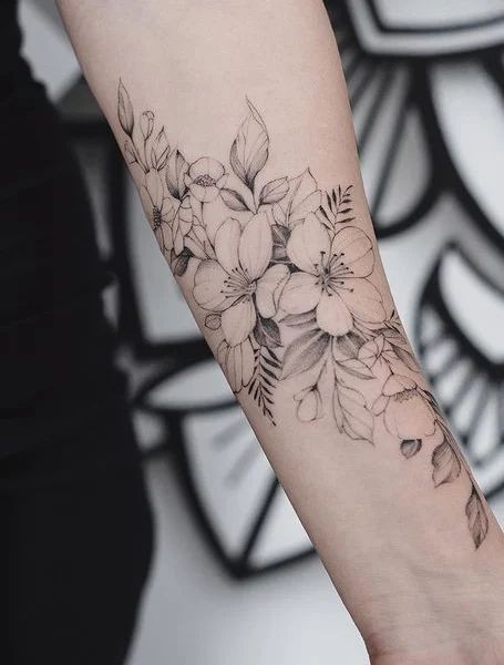 57 idées uniques de tatouage d'avant-bras pour les femmes 57