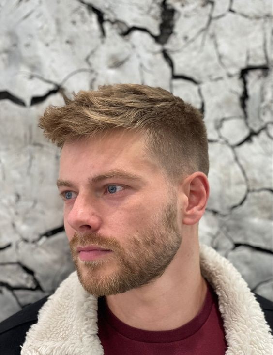 Sitemapcdatahttpskniqoocommeche Blonde Homme Cheveux Court