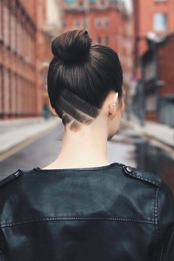 Les 70 coiffures Undercut pour femmes les plus cool à essayer en 2023 67