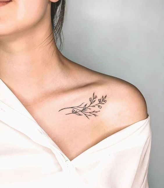 Tatouage épaule femme : Nos 21 plus beaux modèles 22