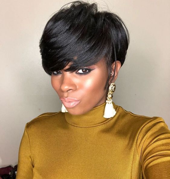Les 23 plus belles coupes courtes pour femme noire 16