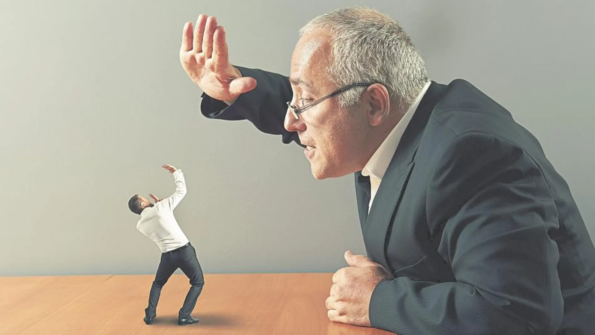 Effet du silence sur le manipulateur