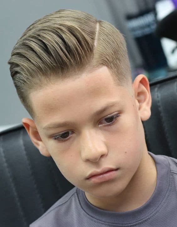 Coupe de cheveux garçon 10 ans : Nos 20 Modèles Tendances en 2023 10