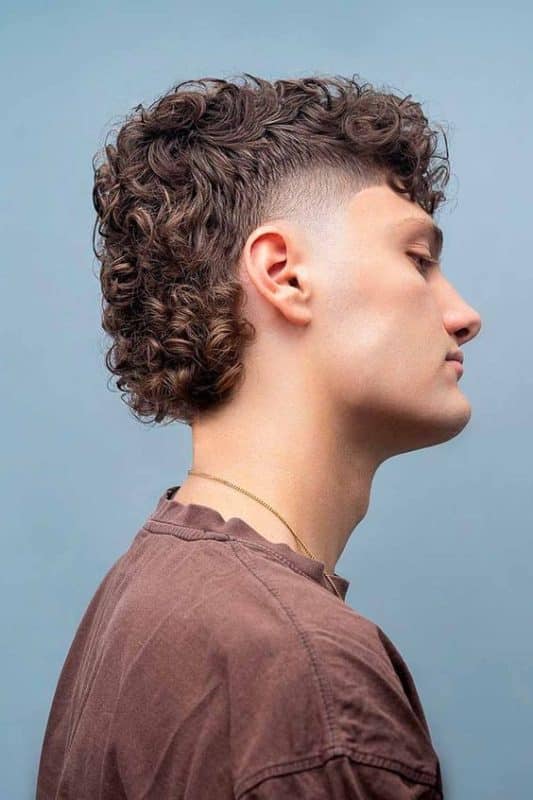 Curly Hair Homme : 31 Top Idées Tendances en 2023 37