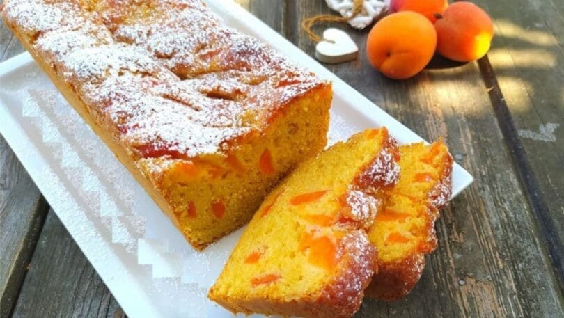 Cake aux abricots et yaourt : délice moelleux et facile à réaliser 2
