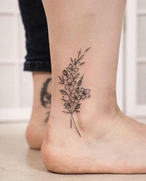 39 Top idées de tatouages pour femme en 2024 26