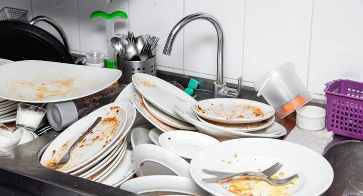 Comment gagner du temps en lavant la vaisselle : 10 astuces pour tirer le meilleur parti du détergent 2