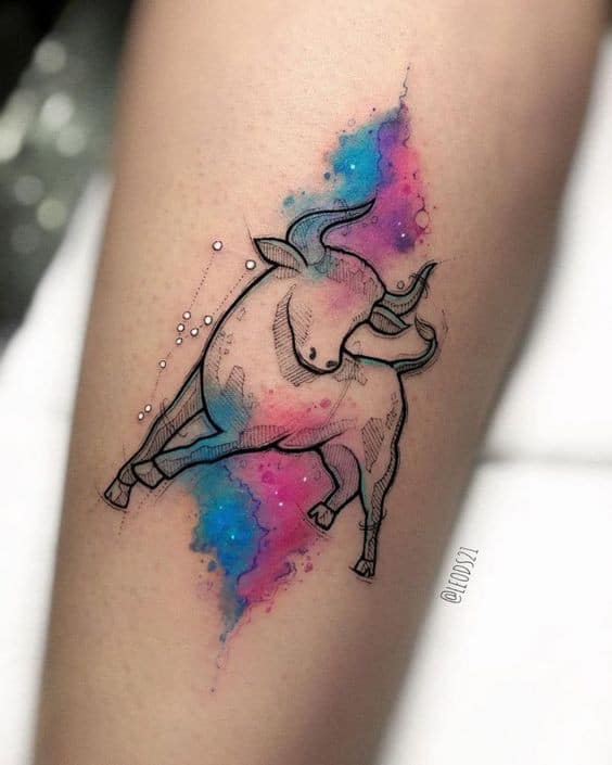 23 Top idées de tatouages féminins colorés 14