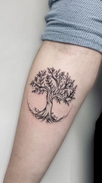 Top 10 Tatouage Arbre de Vie & Ses Multiples Significations 4