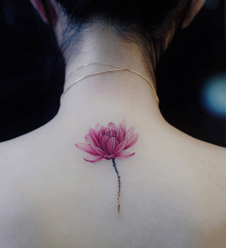 70 Tatouages fleur de lotus pleins de beauté et de symbolisme 11