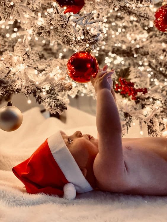 17 belles idées pour photographier votre bébé à Noël 13
