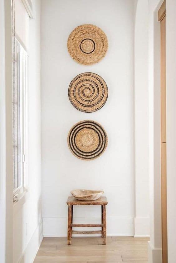 11 idées pour décorer un mur avec des nappes en osier 1 11 idées pour décorer un mur avec des nappes en osier 1