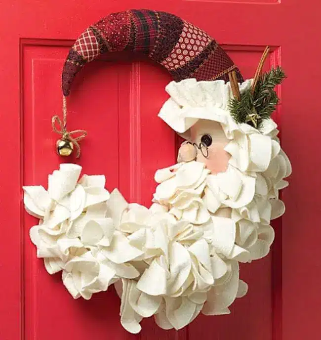 16 Décorations de Noël pour Embellir Votre Porte d'Entrée 4