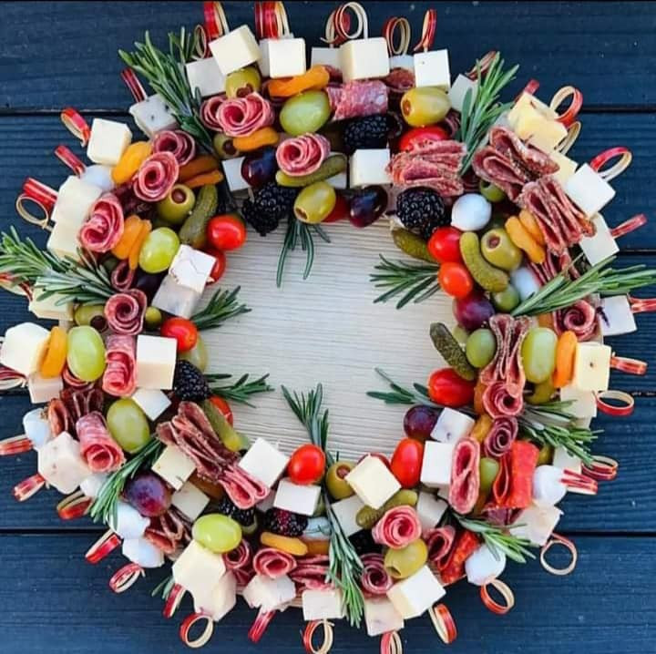 25 Idées Enchanteresses pour Sublimer votre Table de Noël