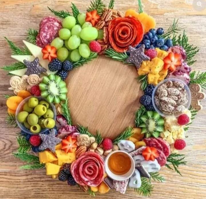 25 Idées Enchanteresses pour Sublimer votre Table de Noël