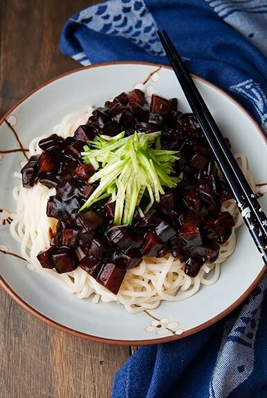 10 Recettes de nouilles coréennes incontournables pour les amateurs de cuisine Asiatique 2