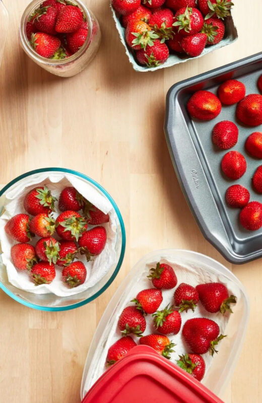 6 Astuces pour conserver les fraises fraîches plus longtemps 11