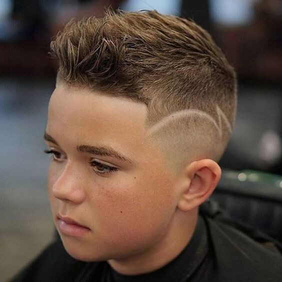 8 idées de coupe de cheveux pour garçon de 8 ans 6