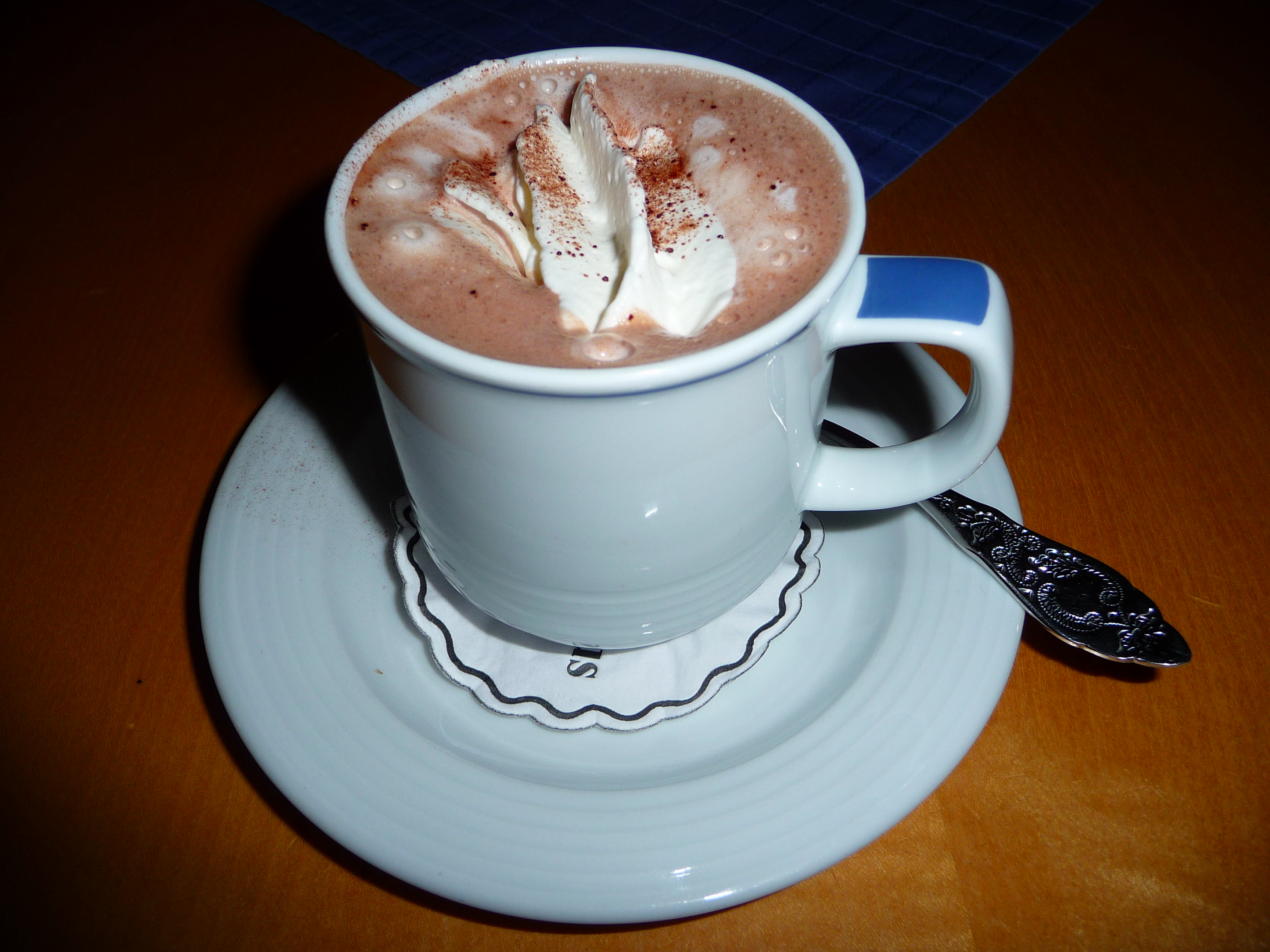 3 boissons de Noël prêtes en moins de 5 minutes 1 3 boissons de noël prêtes en moins de 5 min