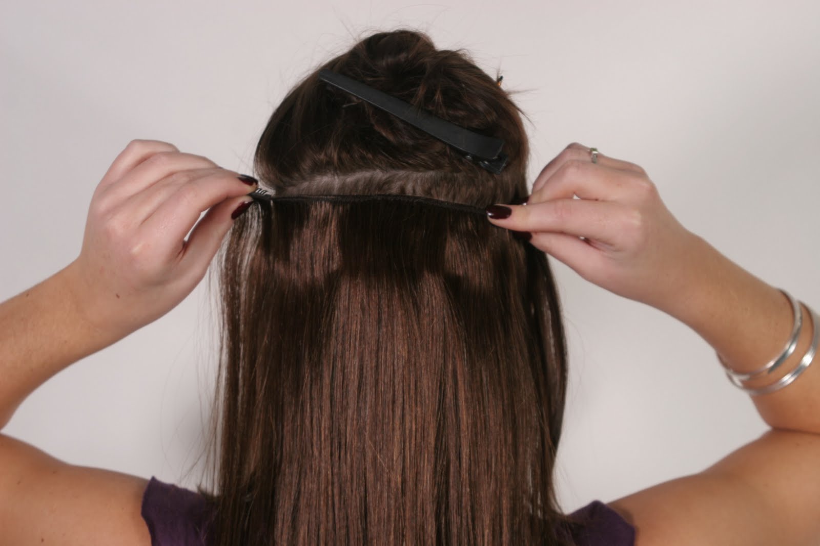 clip in extensions strip