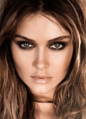 8 astuces pour choisir son maquillage en fonction da la couleur de ses yeux et de ses cheveux 21