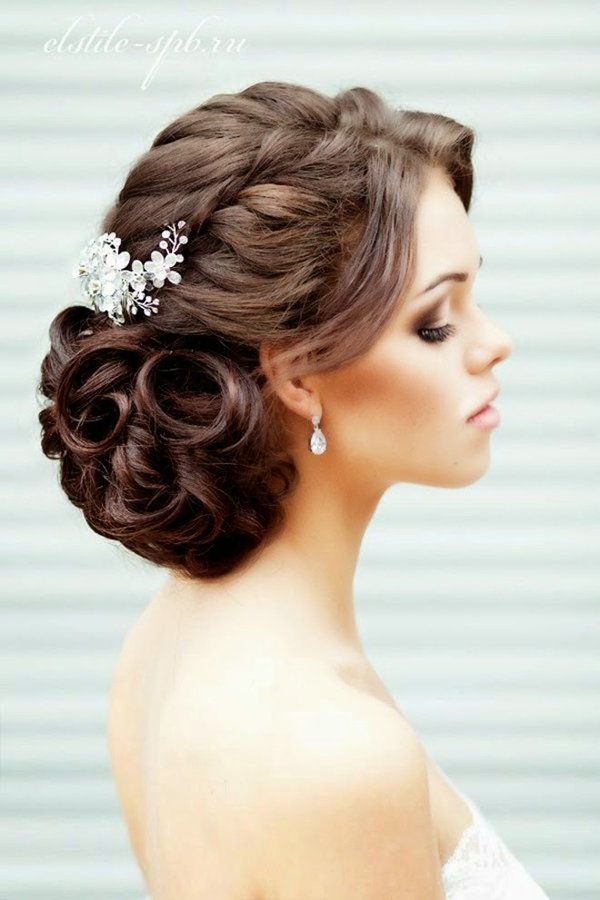 romantic-updos-wedding-hairstles-with-curls-for-long-hair