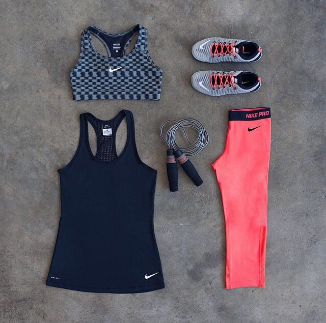 ensemble sport nike