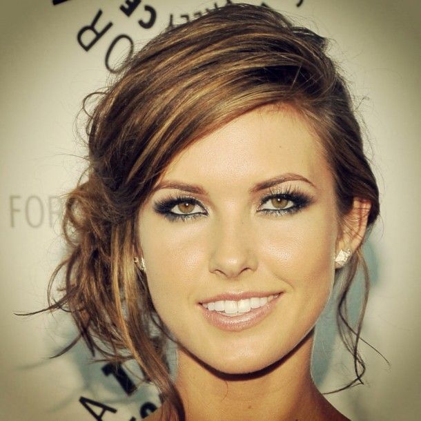 La Nouvelle Tendance Le Side Hair Chic
