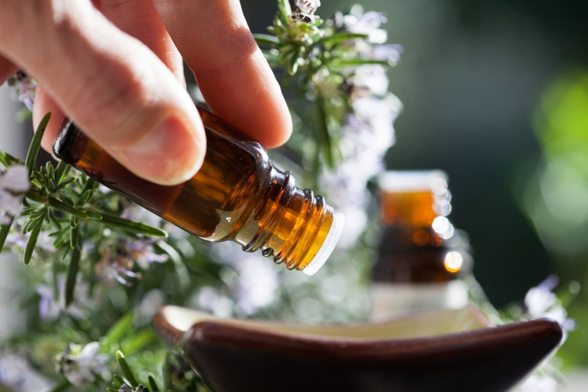 Comment profiter des bienfaits des huiles essentielles ? 1 Comment profiter des bienfaits des huiles essentielles ? 1
