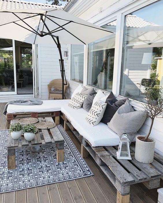 52 top idées de salons de jardin en palettes 7 52 top idées de salons de jardin en palettes 7