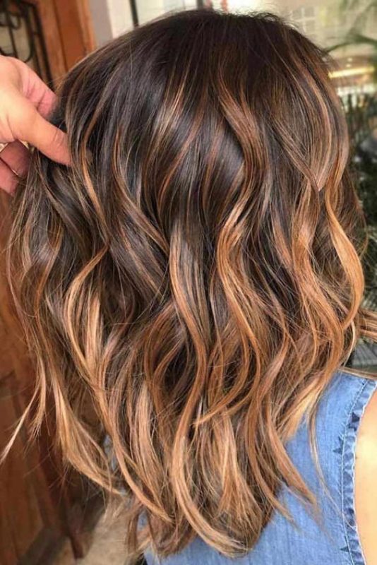 62 top idées de mèches caramel pour embellir vos cheveux 26 62 top idées de mèches caramel pour embellir vos cheveux 26