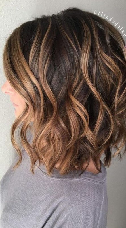 62 top idées de mèches caramel pour embellir vos cheveux 47 62 top idées de mèches caramel pour embellir vos cheveux 47