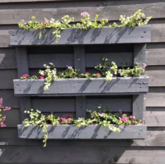 80 jardinières en palettes pour embellir les jardins 30 80 jardinières en palettes pour embellir les jardins 30