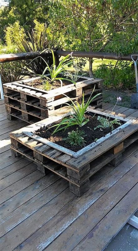 80 jardinières en palettes pour embellir les jardins 48 80 jardinières en palettes pour embellir les jardins 48