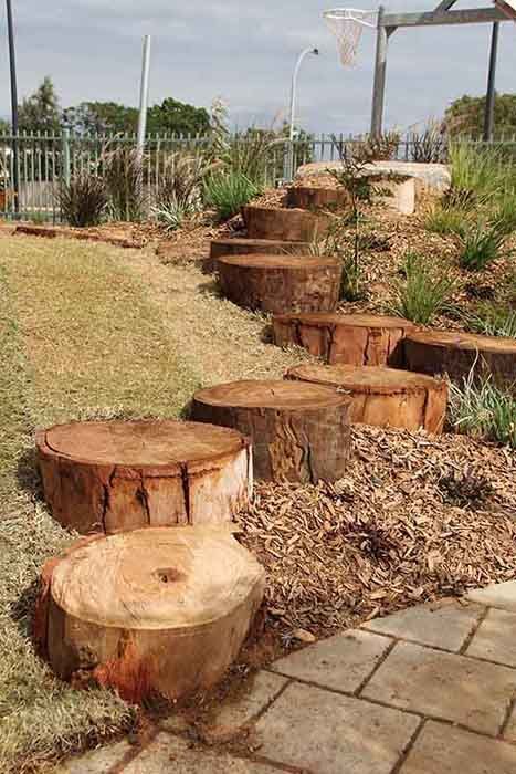 80 top idées pour embellir son allée de jardin 71 80 top idées pour embellir son allée de jardin 71
