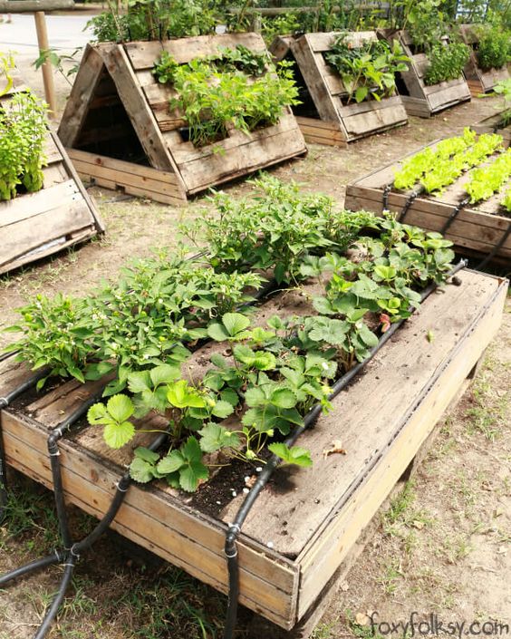 80 jardinières en palettes pour embellir les jardins 60 80 jardinières en palettes pour embellir les jardins 60