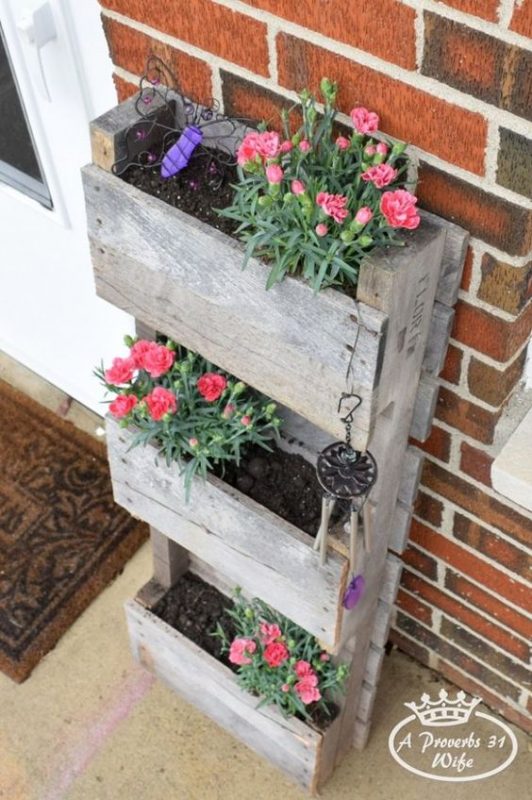 80 jardinières en palettes pour embellir les jardins 14 80 jardinières en palettes pour embellir les jardins 14