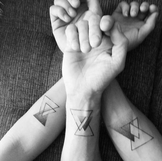 41 top idées de tatouages frères et sœurs 15 41 top idées de tatouages frères et sœurs 15