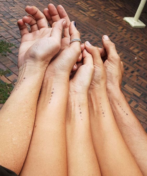 41 top idées de tatouages frères et sœurs 41 41 top idées de tatouages frères et sœurs 41