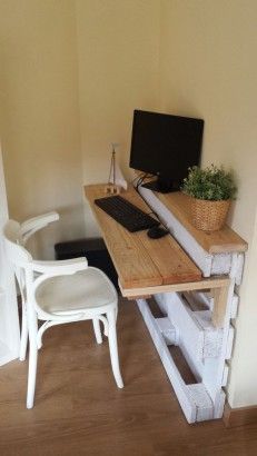 28 top idées de bureaux en palettes pour s'inspirer 12 28 top idées de bureaux en palettes pour s'inspirer 12