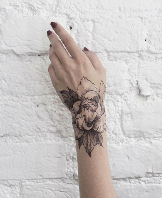 100 top idées de tatouages fleur 19