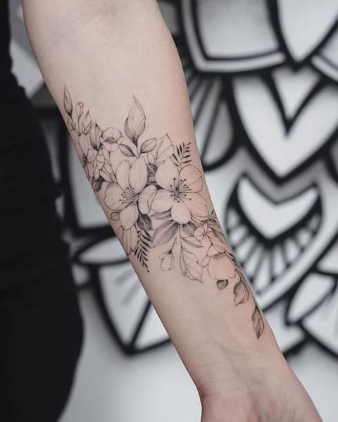 100 top idées de tatouages fleur 4