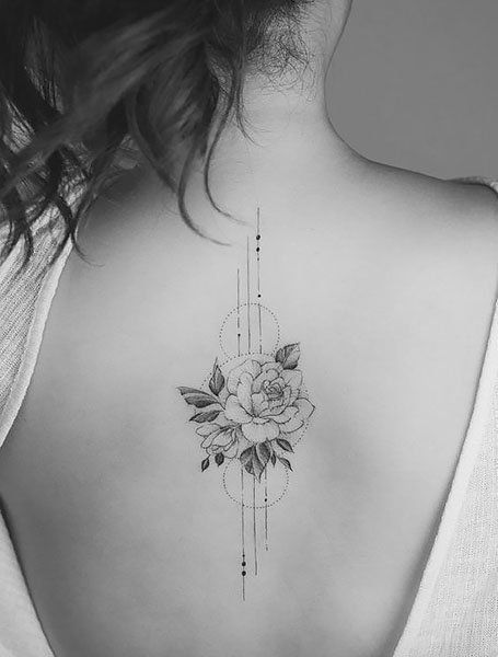 100 top idées de tatouages fleur 90