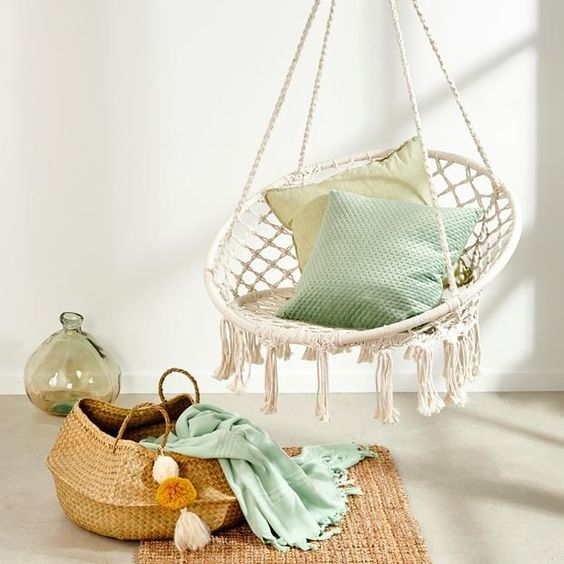 24 top idées de chaises suspendues pour une détente en apesanteur 5