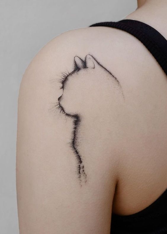 100 idées de tatouages pour les amoureux des chats 31