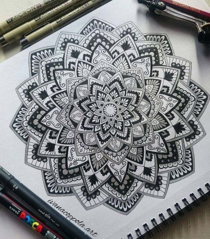 100 top idées de dessins & coloriages mandala 20
